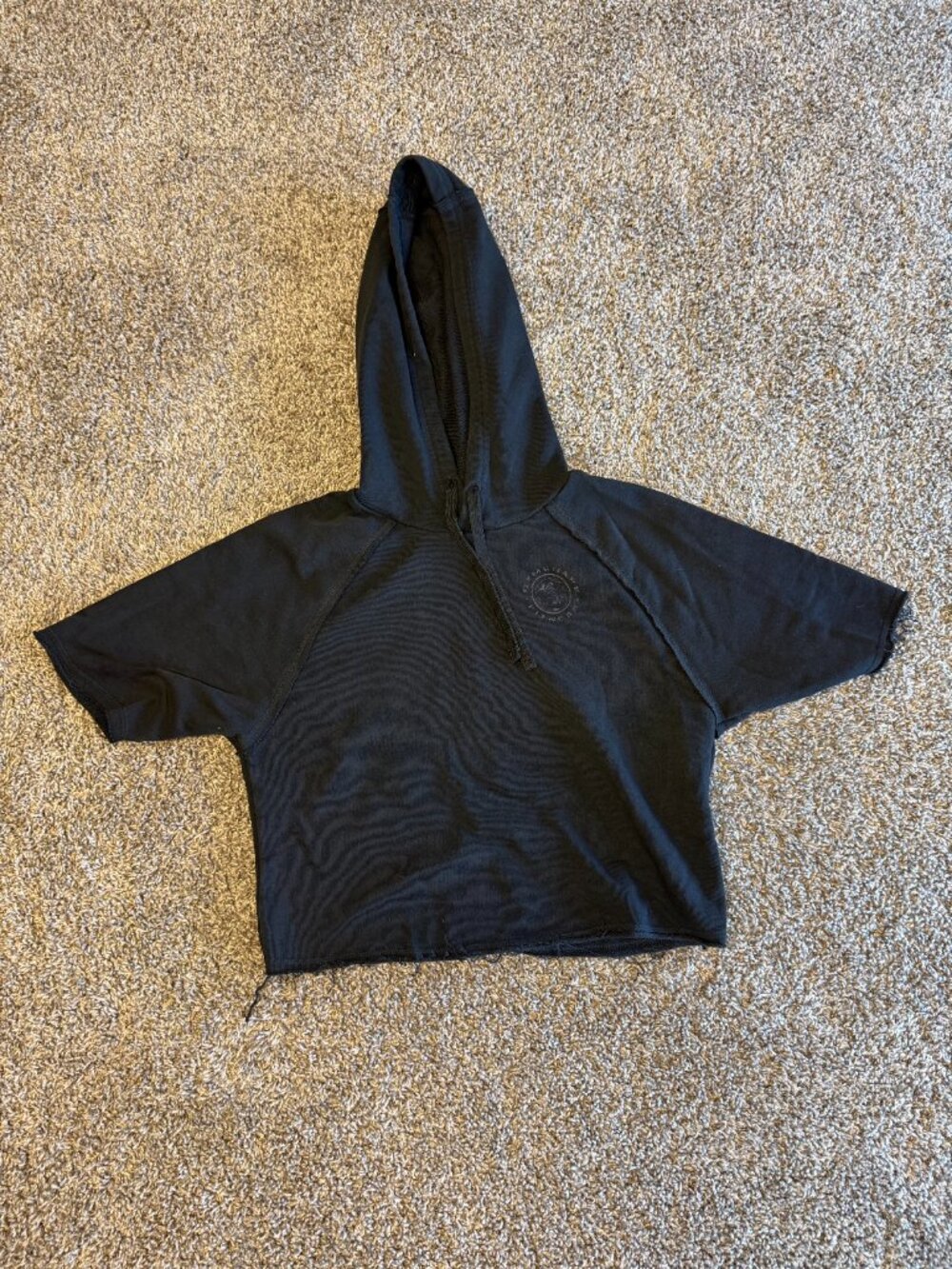 Gymshark Men's Legacy Short Sleeve Cropped Hoodie